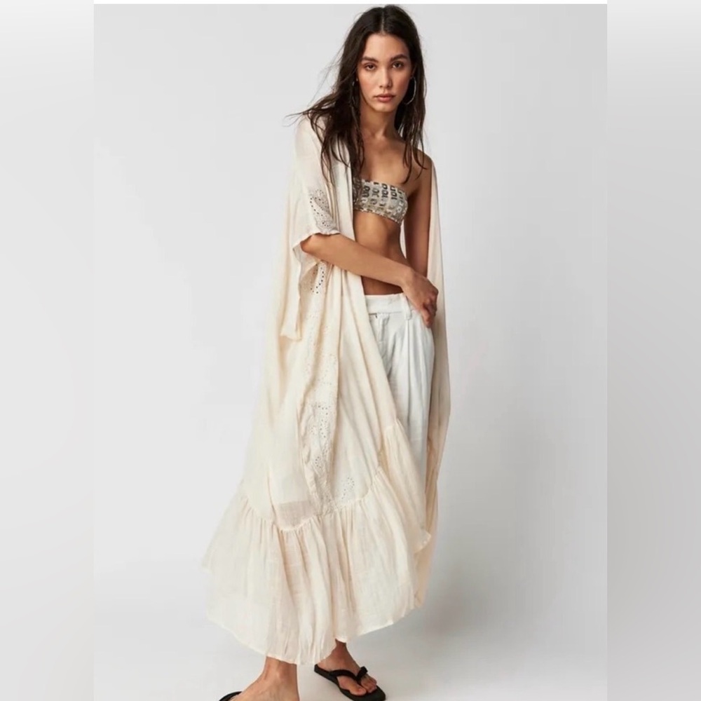 Free People Cream Lovers Lane Ruffle Kimono One Size